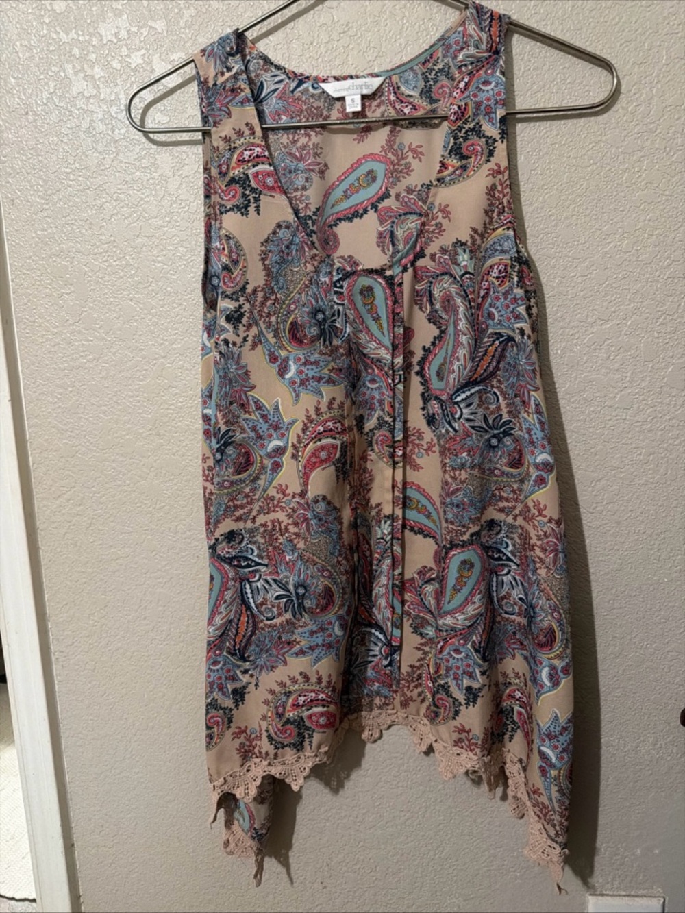 Charming Charlie Beige Paisley Asymmetrical Handkerchief Hem Tunic